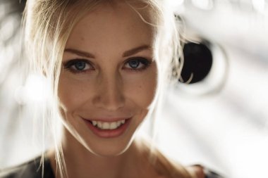 Güzellik modeli yüz