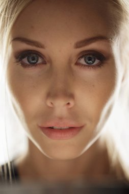 Güzellik modeli yüz