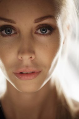 Güzellik modeli yüz