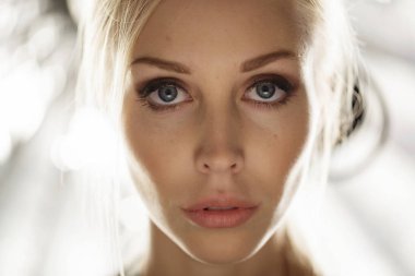 Güzellik modeli yüz