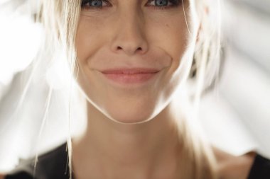 Güzellik modeli yüz