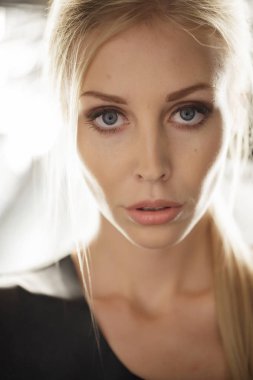 Güzellik modeli yüz