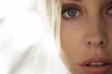 Güzellik modeli yüz