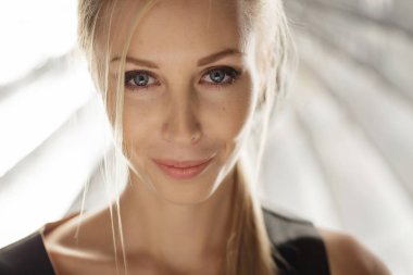 Güzellik modeli yüz