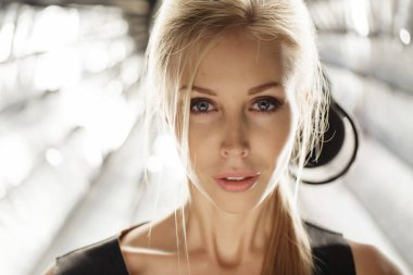 Güzellik modeli yüz