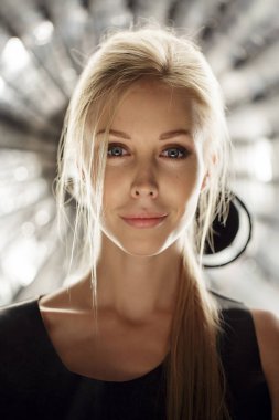 Güzellik modeli yüz