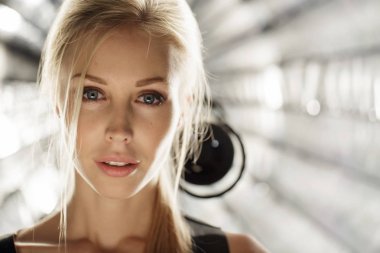 Güzellik modeli yüz