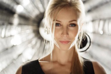 Güzellik modeli yüz