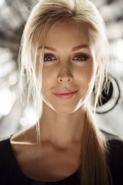 Güzellik modeli yüz