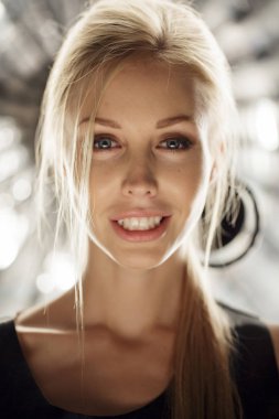 Güzellik modeli yüz