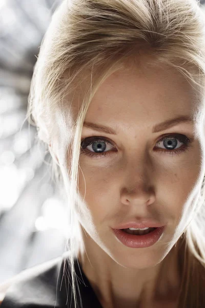 Güzellik modeli yüz