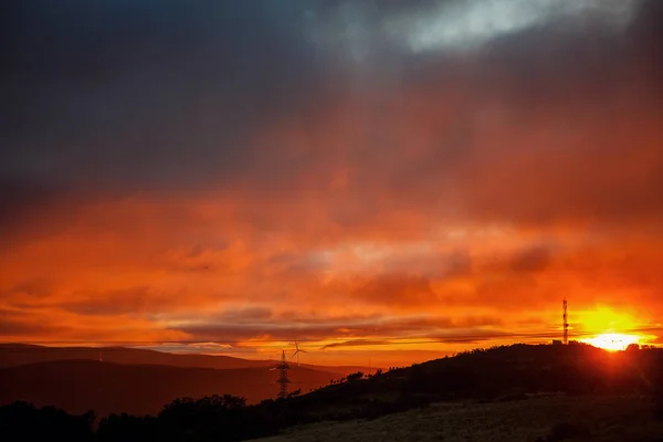 惊人的日出在卡米诺 — 图库照片