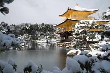 Kinkakuji Tapınağı ve kar manzara, Kyoto, Turizm Japonya