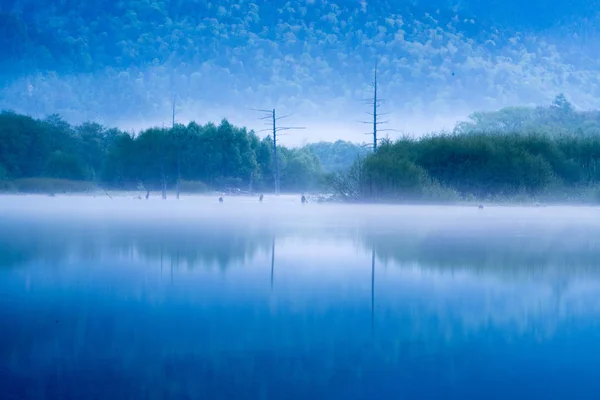早春时节 日本长野 太岛池子池 — 图库照片