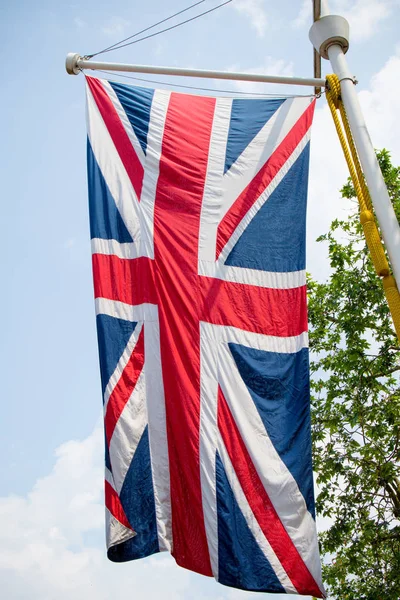 Uks ロイヤル紋章付き外衣のロンドン イギリス — ストック写真