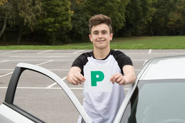 Öğrenci sürücü sürüş sınavını geçti