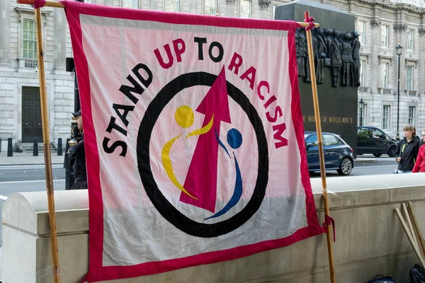 Protestocular toplamak Londra'da bir anti nükleer savaş protesto