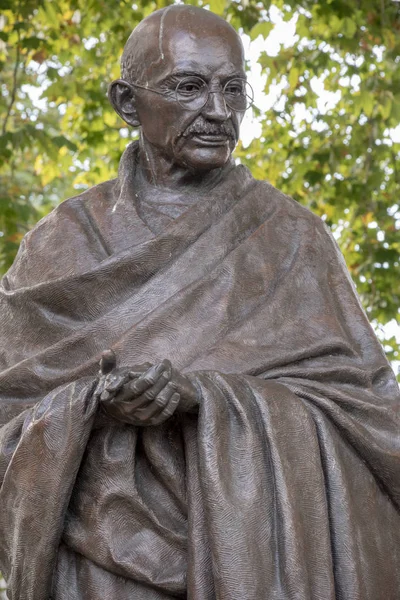 Statua Mahatmy Gandhiego — Zdjęcie stockowe