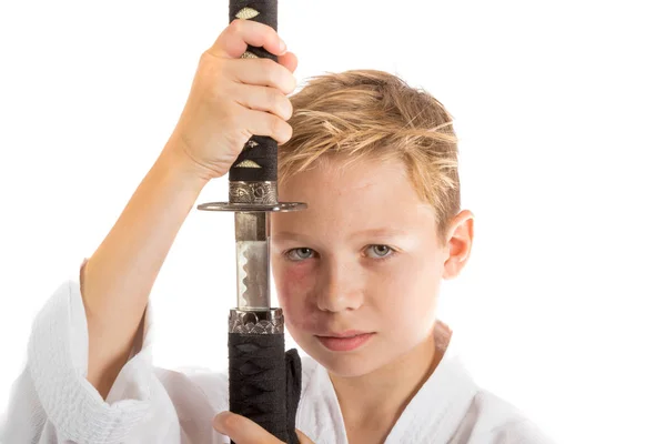 Pre-tonåring pojke med svärd — Stockfoto