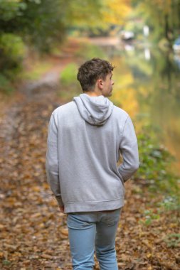 Genç Yetişkin dışında yürüyüş