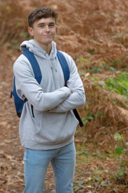 18 yaşındaki genç çocuk dışında