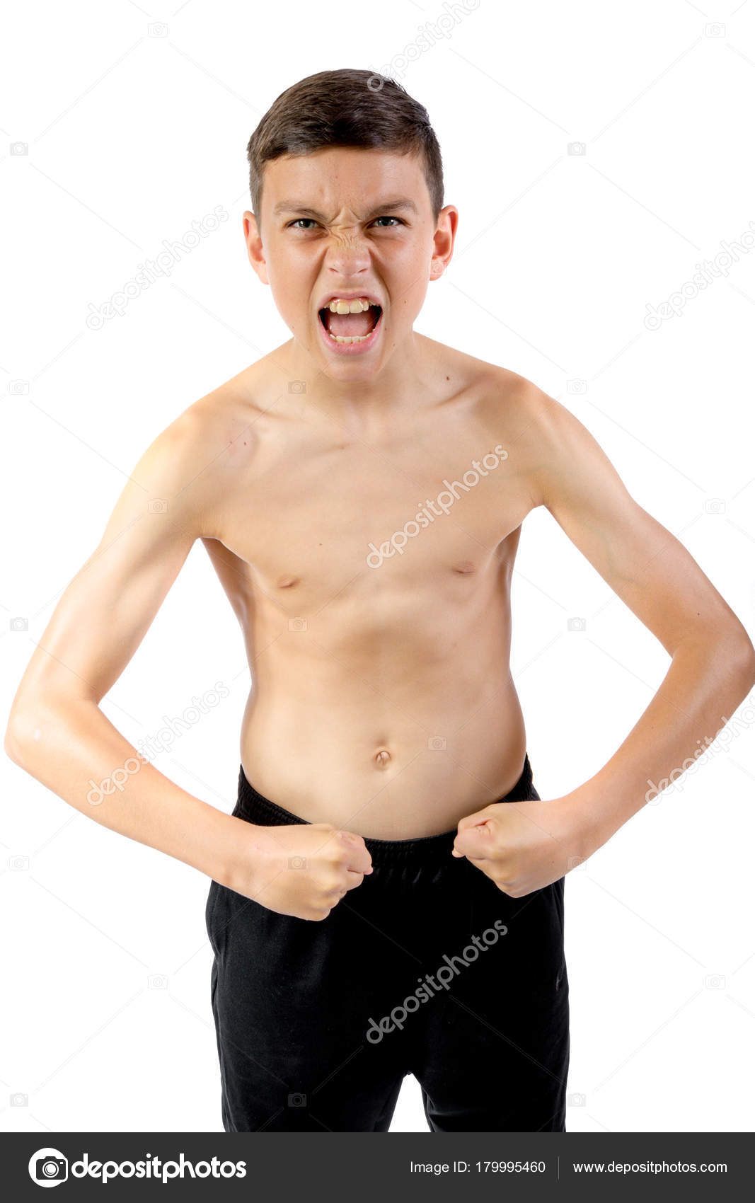 上半身裸　少年 彼の筋肉がうごめく上半身裸の 10 代の少年 — ストック写真 © Triumph0828 #179995460