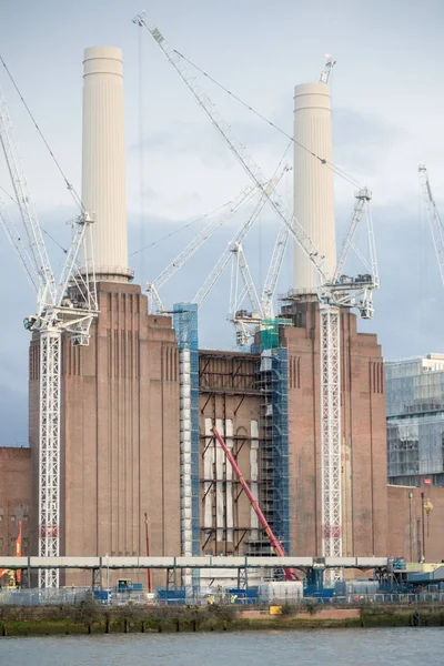 Central eléctrica Battersea en proceso de renovación — Foto de Stock