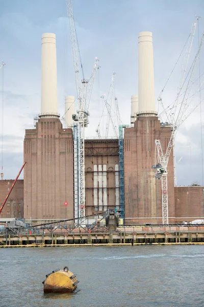 Central eléctrica Battersea en proceso de renovación — Foto de Stock