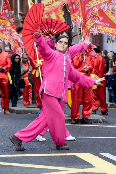 Fiestas para celebrar el Año Nuevo Chino en Londres para el año de —  Fotos de Stock