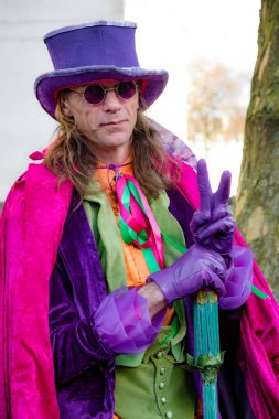 Protestocular toplamak dış Downing Street, London, Büyük Britanya