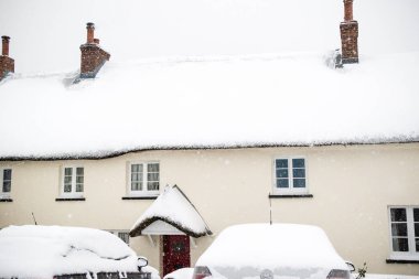 Drews Doğu kış kar fırtınada canavardan etkisi