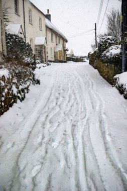 Drews Doğu kış kar fırtınada canavardan etkisi