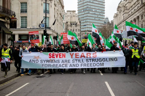 Suriye Cumhurbaşkanı Esad protestocular Londra'nın merkezinde Mart.