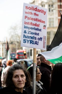 Palestine destek İsrail Büyükelçiliği Londra yakınlarındaki protesto