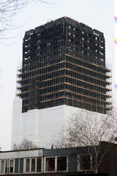 Молчаливый марш в защиту Grenfell Tower в Кенсингтоне и Челси
