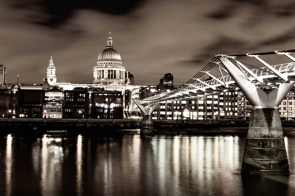 Londra Birleşik Krallık Mart 2020 Paul Katedrali Londra Hava Karardıktan — Stok fotoğraf