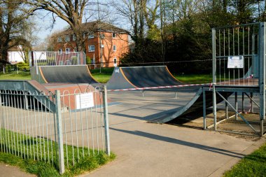 Sandhurst, Birleşik Krallık, 9 Nisan 2020: Covid-19 salgını nedeniyle İngiliz Hükümeti 'nin tavsiyesi üzerine kapalı paten parkı