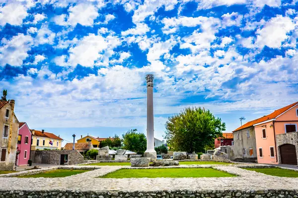 Roma mimarisi Hırvatistan Nin — Stok fotoğraf