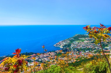 Havadan Dubrovnik kıyı görünümü.