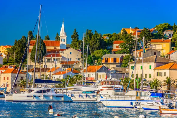 Rogoznica Akdeniz renkli doğal manzaralı.
