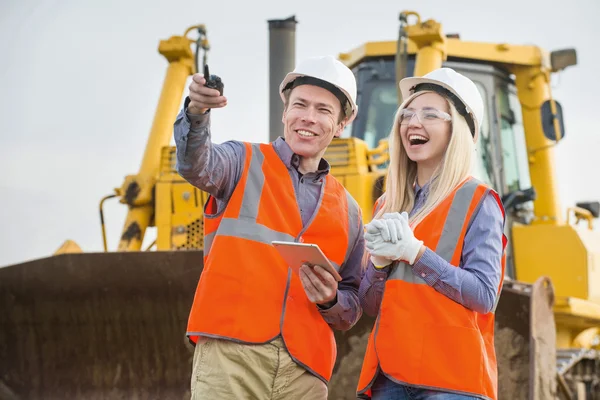 Workers in the field — Stock Photo, Image
