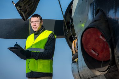 Mekanik kontrol uçak motoru