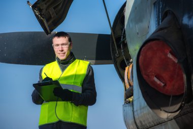 Mekanik kontrol uçak motoru