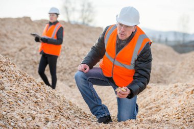 Kağıt Fabrikası fabrika işçileri