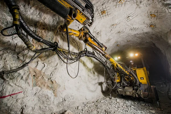 Minería de oro subterránea —  Fotos de Stock