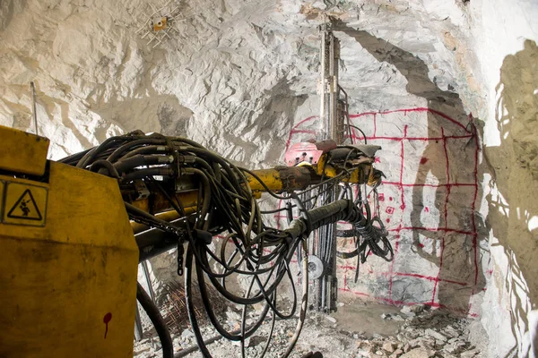 Aranybányászat underground — Stock Fotó
