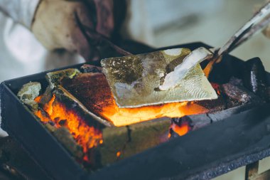 Altın bir değirmen, erime