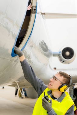 Erkek Havaalanı işçi