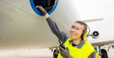 Erkek Havaalanı işçi