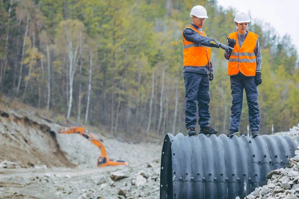 çalışan inşaat yapı